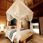 Lanturan Ubud Villas